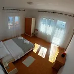 Apartman Mima Zára