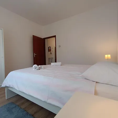 Mima Apartman Zára