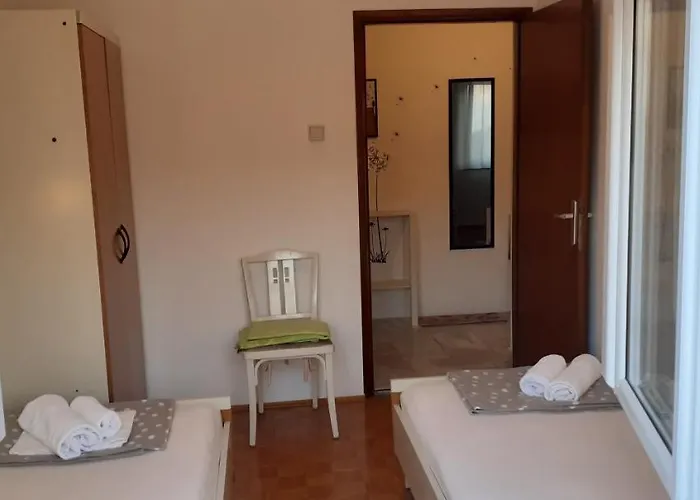 Lägenhet Mima Zadar